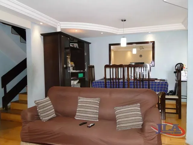 Casa com 156m² 3 quartos e 4 banheiros, à venda, no bairro São Lourenço em Curitiba