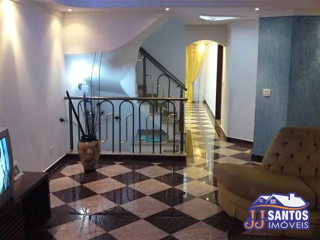 Sobrado com 208m² 4 quartos e 3 banheiros, à venda, no bairro Vila Antonieta em São Paulo