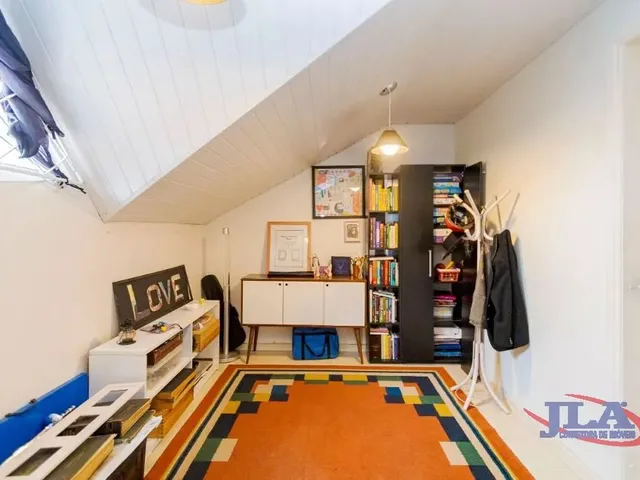 Casa com 195m² 4 quartos e 4 banheiros, à venda, no bairro Pilarzinho em Curitiba