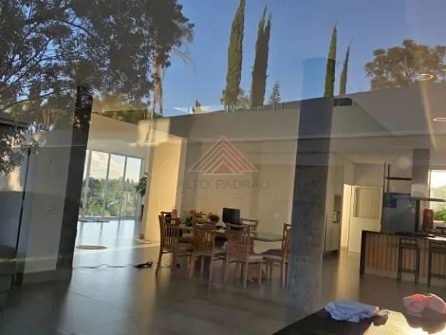 Sobrado com 1340m² 5 quartos e 3 banheiros, à venda, no bairro Parque da Fazenda em Itatiba