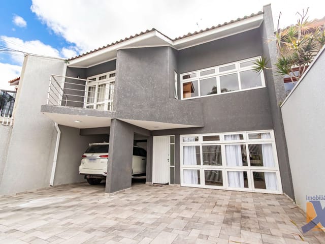Sobrado com 116m² 3 quartos e 3 banheiros, à venda, no bairro Ahú em Curitiba