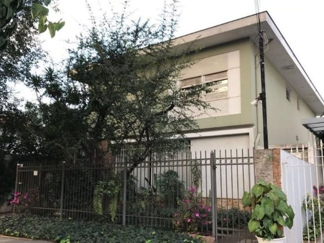 Sobrado com 270m² 4 quartos e 3 banheiros, à venda, no bairro Vila Nova Conceição em São Paulo