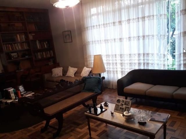 Sobrado com 270m² 4 quartos e 3 banheiros, à venda, no bairro Vila Nova Conceição em São Paulo