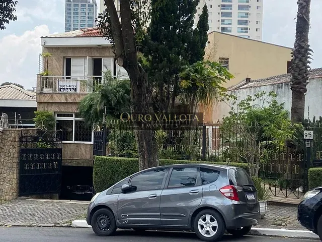 Sobrado com 370m², à venda, no bairro Vila Bertioga em São Paulo