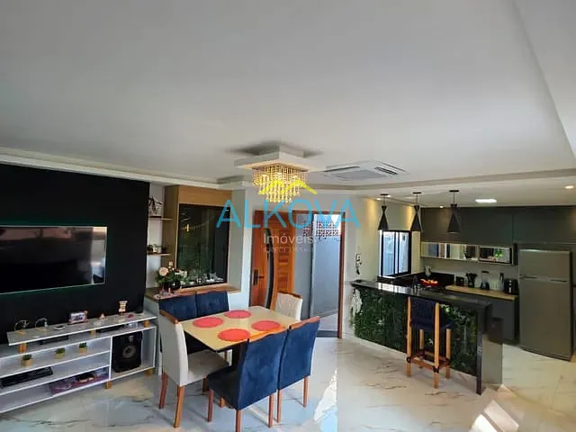 Sobrado com 170m² 3 quartos e 2 banheiros, à venda, no bairro Jardim Limoeiro em São José dos Campos