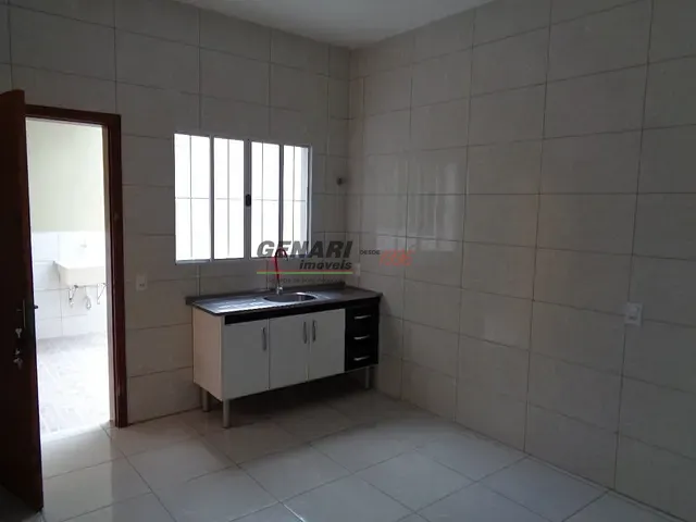 Sobrado com 180m² 3 quartos e 2 banheiros, à venda, no bairro Jardim dos Colibris em Indaiatuba