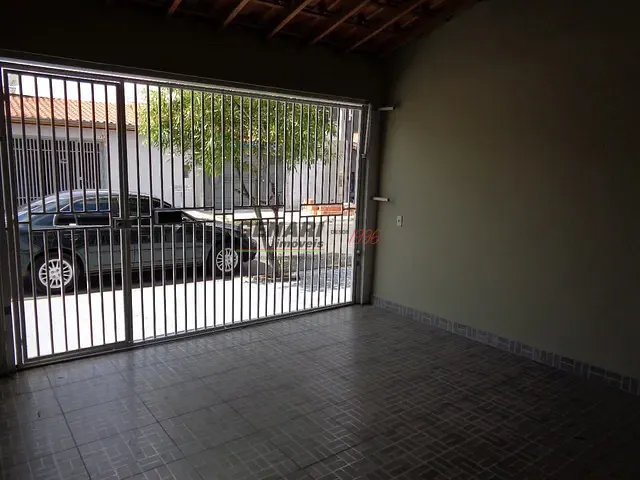 Sobrado com 180m² 3 quartos e 2 banheiros, à venda, no bairro Jardim dos Colibris em Indaiatuba