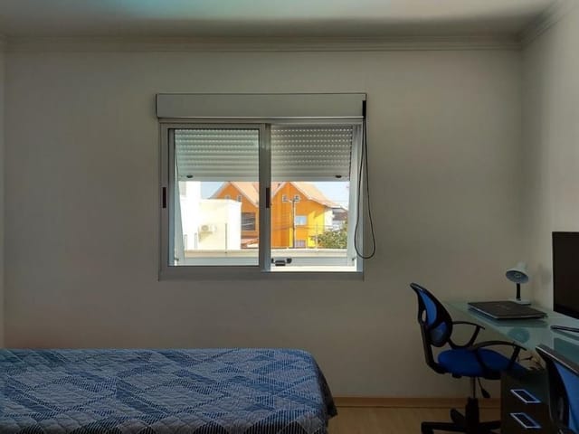 Sobrado com 240m² 3 quartos e 6 banheiros, à venda, no bairro Adalgisa em Osasco