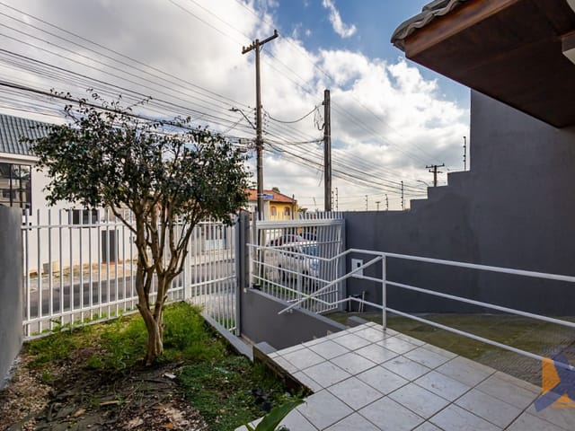 Sobrado com 114m² 3 quartos e 3 banheiros, à venda, no bairro Vista Alegre em Curitiba