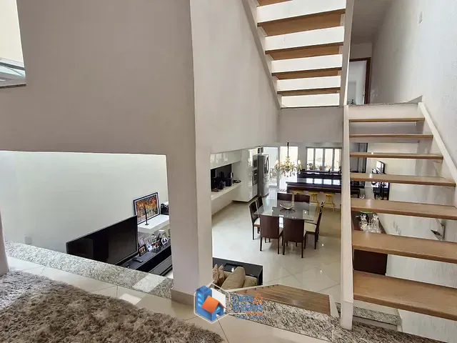 Sobrado com 182m² 3 quartos e 5 banheiros, à venda, no bairro Vila Mariza Mazzei em São Paulo