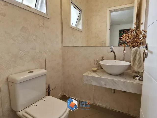 Sobrado com 182m² 3 quartos e 5 banheiros, à venda, no bairro Santa Teresinha em São Paulo