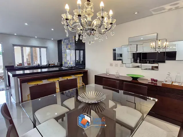 Sobrado com 182m² 3 quartos e 5 banheiros, à venda, no bairro Vila Mariza Mazzei em São Paulo