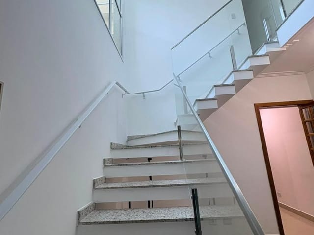 Sobrado com 240m² 3 quartos e 4 banheiros, à venda, no bairro Ipiranga em São Paulo