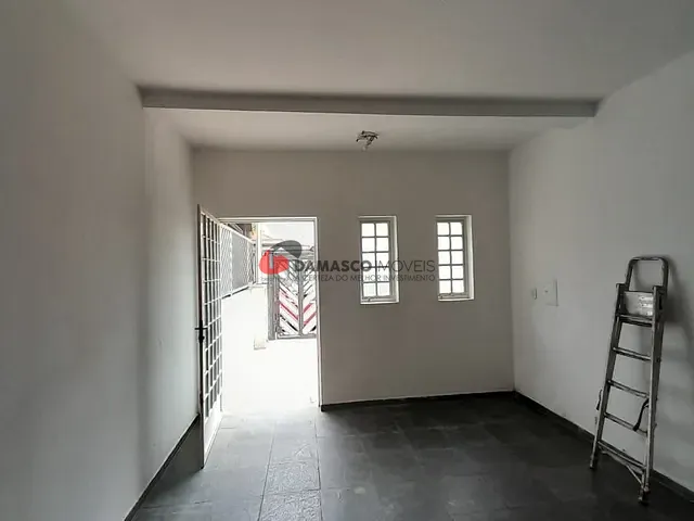 Sobrado 2 quartos e 1 banheiro, para alugar, no bairro Santa Maria em São Caetano do Sul
