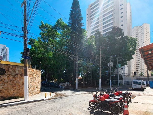 Sobrado com 240m² 4 quartos e 2 banheiros, à venda, no bairro Tatuapé em São Paulo