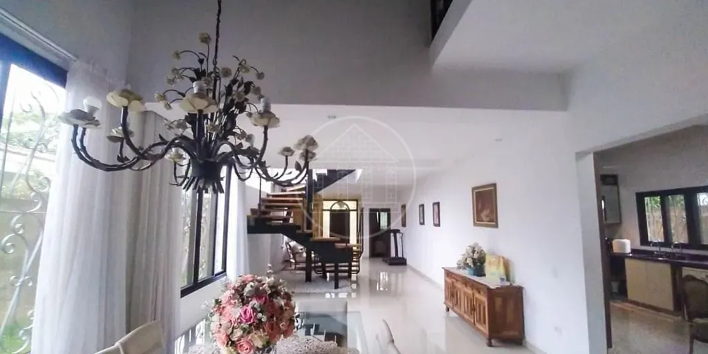 Sobrado, 6 quartos, 400 m² - Foto 1