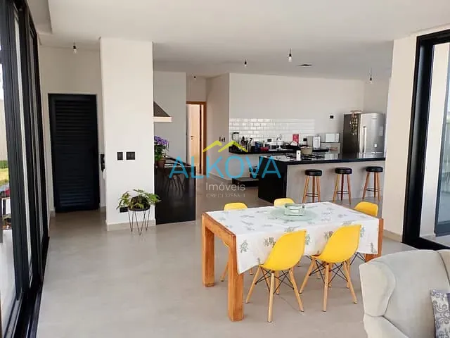 Sobrado com 700m² 4 quartos e 6 banheiros, à venda, no bairro Condomínio Reserva do Paratehy em São José dos Campos