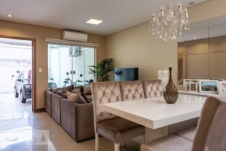 Sobrado com 120m² 3 quartos e 3 banheiros, à venda, no bairro Vila Carrão em São Paulo