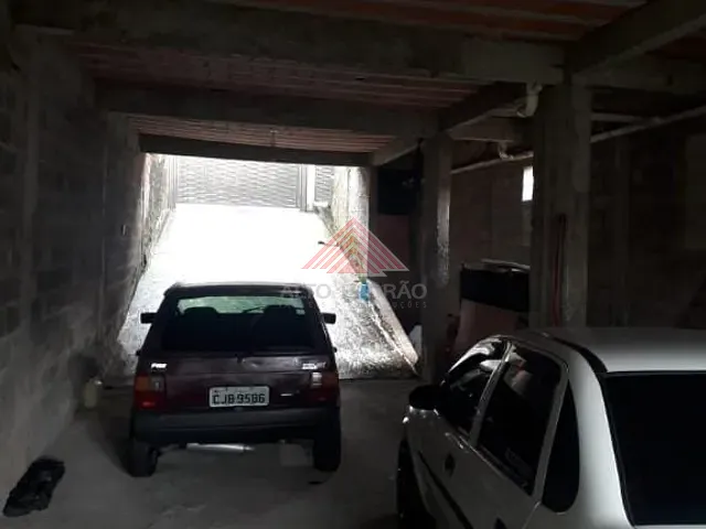 Sobrado com 191m² 3 quartos e 2 banheiros, à venda, no bairro Jardim Aracy em Mauá