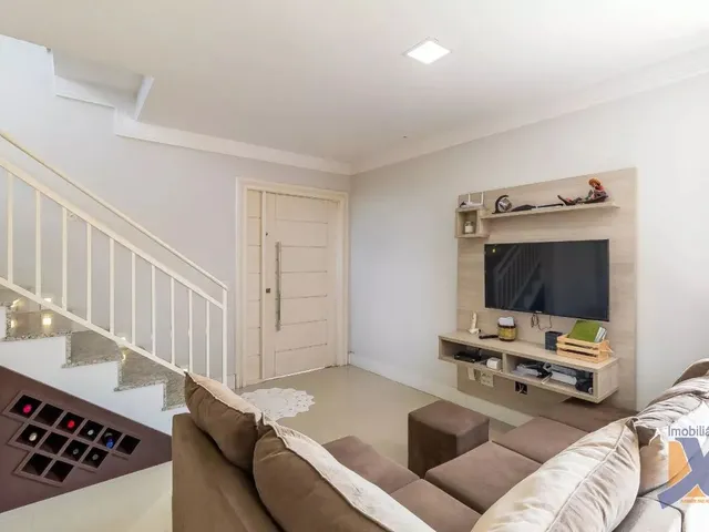 Sobrado com 462m² 3 quartos e 2 banheiros, à venda, no bairro Augusta em Curitiba