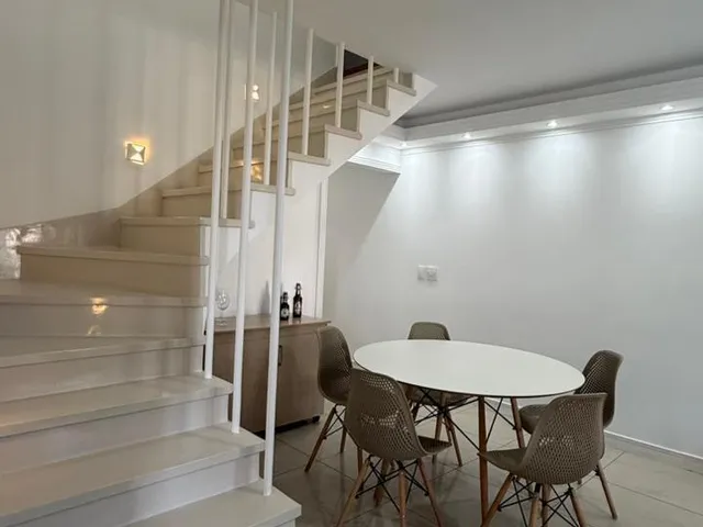 Sobrado 3 quartos e 5 banheiros, à venda ou para alugar, no bairro Jardim da Glória em São Paulo