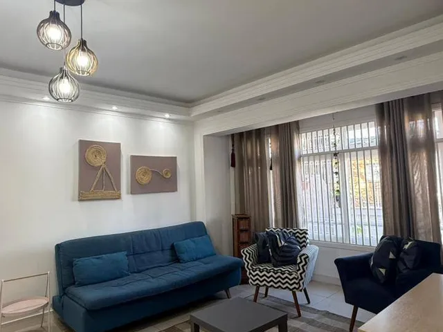 Sobrado 3 quartos e 5 banheiros, à venda ou para alugar, no bairro Jardim da Glória em São Paulo