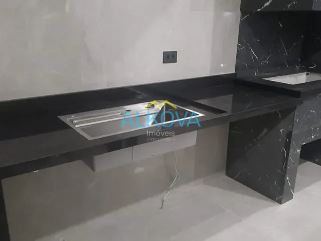 Sobrado com 150m² 3 quartos e 4 banheiros, à venda, no bairro Jardim Vale do Sol em São José dos Campos