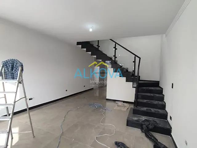 Sobrado com 150m² 3 quartos e 4 banheiros, à venda, no bairro Jardim Vale do Sol em São José dos Campos