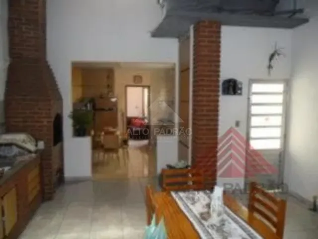 Sobrado 5 quartos e 3 banheiros, à venda, no bairro Vila Mercedes em Mauá