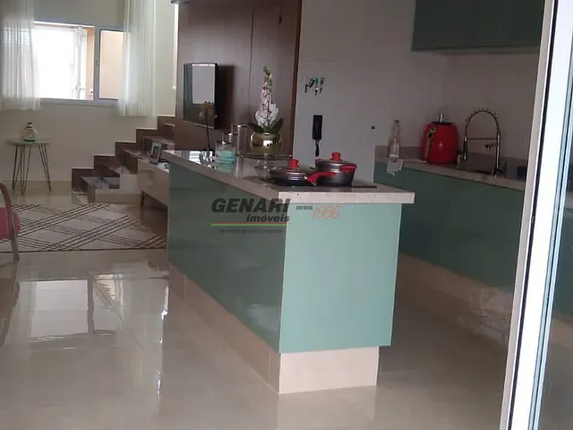 Sobrado com 150m² 3 quartos e 3 banheiros, à venda, no bairro Parque Barnabé em Indaiatuba