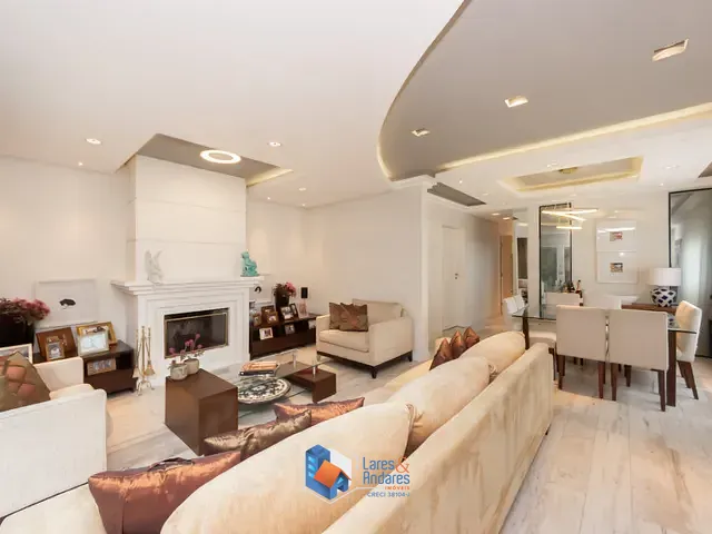 Sobrado com 290m² 3 quartos e 5 banheiros, à venda, no bairro Campo Belo em São Paulo