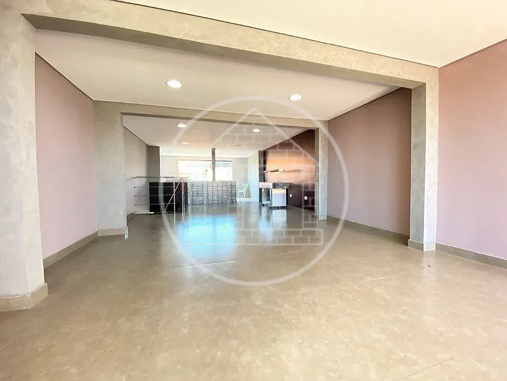 Sobrado, 2 quartos, 300 m² - Foto 15