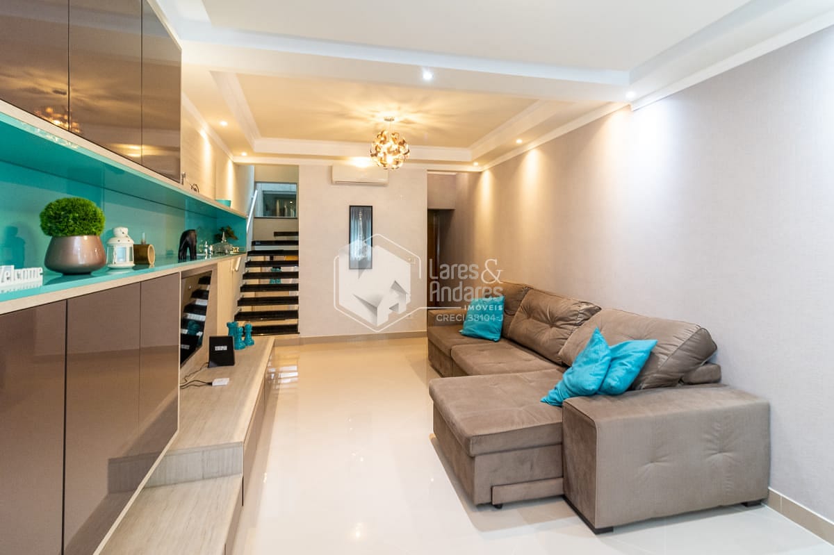 Sobrado, 3 quartos, 364 m² - Foto 1