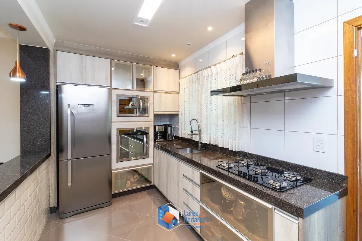 Sobrado, 3 quartos, 364 m² - Foto 2