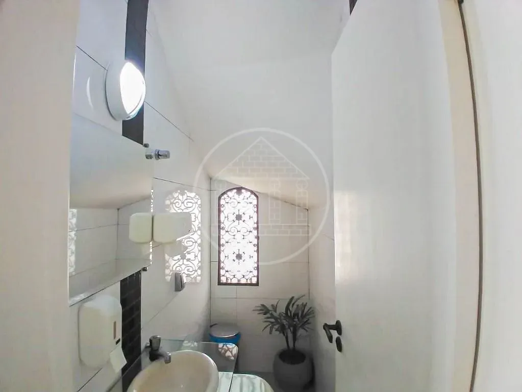 Sobrado, 3 quartos, 280 m² - Foto 2