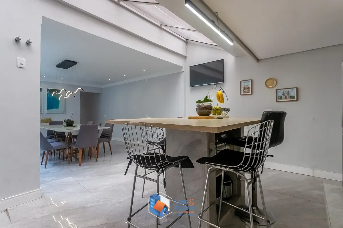 Sobrado, 3 quartos, 219 m² - Foto 13