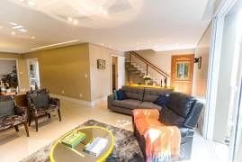 Sobrado com 300m² 4 quartos e 6 banheiros, à venda, no bairro Mooca em São Paulo