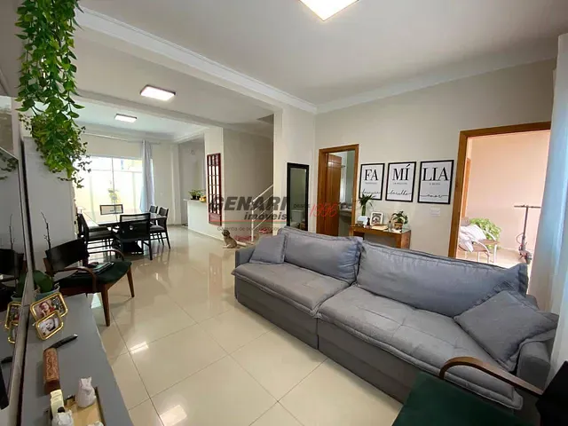 Sobrado com 150m² 3 quartos e 4 banheiros, à venda, no bairro Villaggio Di Itaici em Indaiatuba