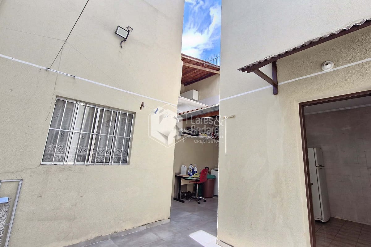 Sobrado, 6 quartos, 240 m² - Foto 33