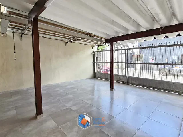Sobrado com 192m² 6 quartos e 4 banheiros, à venda, no bairro Vila Baruel em São Paulo