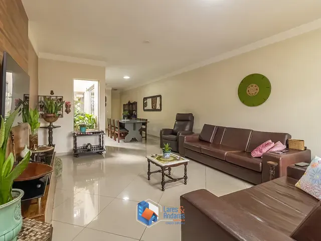 Sobrado com 378m² 3 quartos e 5 banheiros, à venda, no bairro Vila Carrão em São Paulo