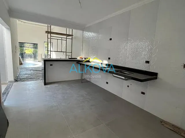 Sobrado com 175m² 3 quartos e 3 banheiros, à venda, no bairro Portal dos Passaros em São José dos Campos