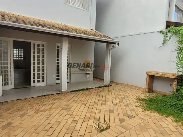 Sobrado com 130m² 3 quartos e 1 banheiro, para alugar, no bairro Parque Residencial Indaiá em Indaiatuba