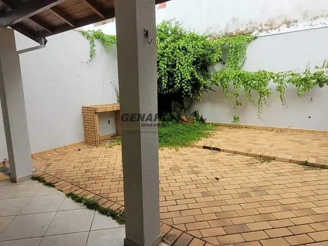 Sobrado com 130m² 3 quartos e 1 banheiro, para alugar, no bairro Parque Residencial Indaiá em Indaiatuba