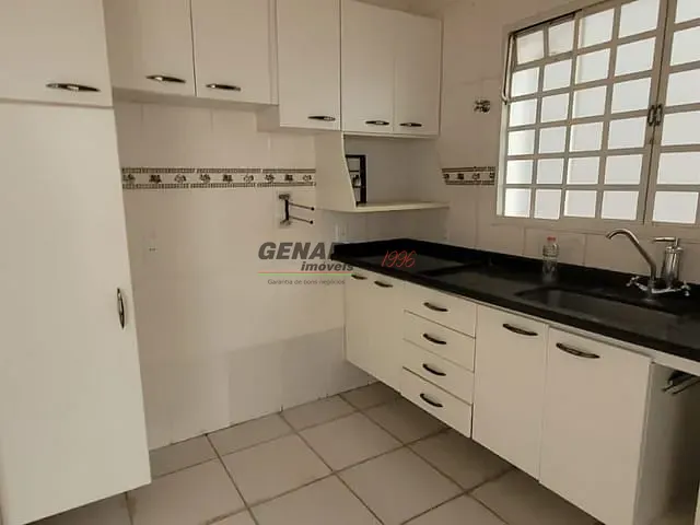 Sobrado com 130m² 3 quartos e 1 banheiro, para alugar, no bairro Parque Residencial Indaiá em Indaiatuba