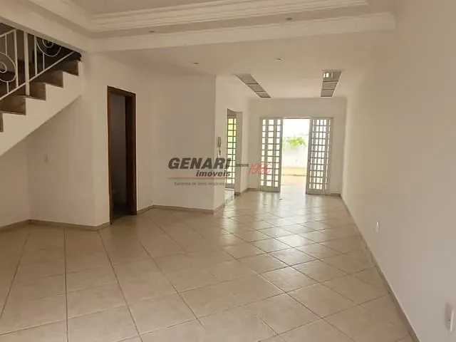 Sobrado com 130m² 3 quartos e 1 banheiro, para alugar, no bairro Parque Residencial Indaiá em Indaiatuba