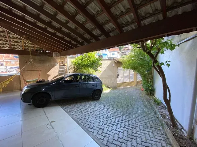 Sobrado com 172m² 3 quartos e 3 banheiros, à venda, no bairro Jardim Miranda D Aviz em Mauá