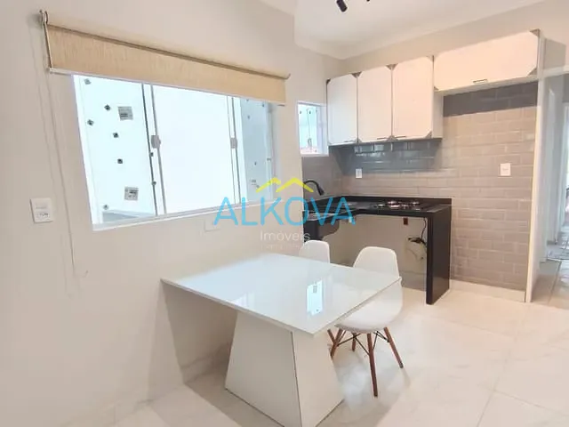 Sobrado com 123m² 2 quartos e 3 banheiros, à venda ou para alugar, no bairro Jardim das Indústrias em São José dos Campos
