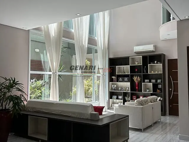 Sobrado com 300m² 4 quartos e 6 banheiros, à venda, no bairro Jardim Residencial Dona Lucilla em Indaiatuba