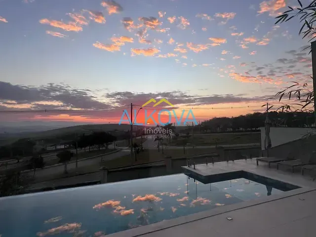 Sobrado com 562m² 5 quartos e 7 banheiros, à venda, no bairro Condomínio Residencial Alphaville I em São José dos Campos